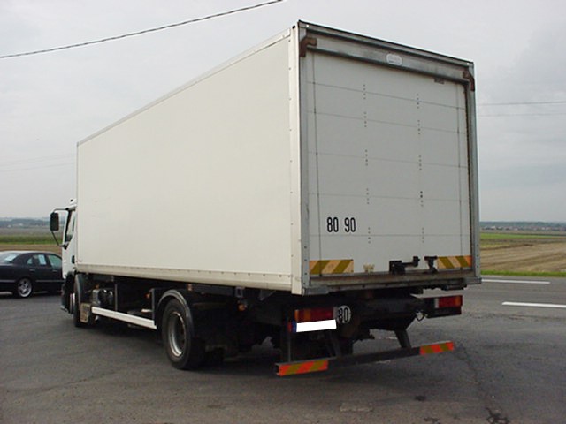 RENAULT PREMIUM 320 DCI Porte Containers