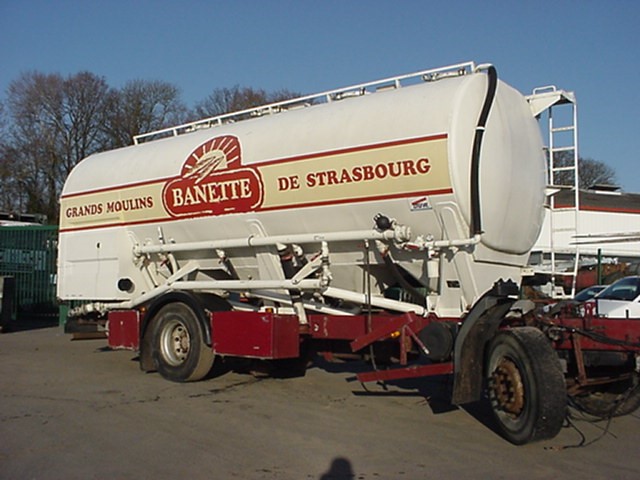 Citerne à farine